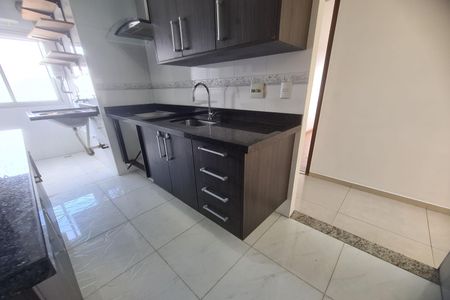 Apartamento para alugar com 50m², 2 quartos e 1 vaga Apartamento para alugar com 50m², 2 quartos e 1 vagaCozinha e Área de Serviço