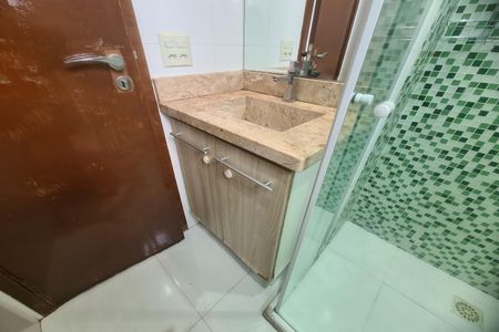 Apartamento para alugar com 50m², 2 quartos e 1 vaga Apartamento para alugar com 50m², 2 quartos e 1 vagaBanheiro