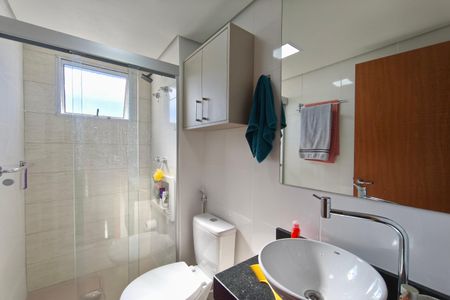 Apartamento para alugar com 44m², 2 quartos e 1 vaga Apartamento para alugar com 44m², 2 quartos e 1 vagaBanheiro