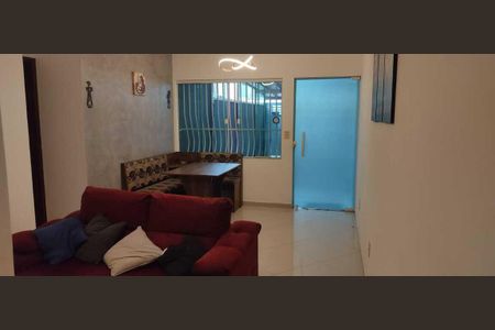Casa para alugar com 3 quartos, 80m² em Condomínio Porto Seguro, Rio das Ostras