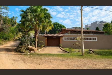 Área Externa de casa à venda com 3 quartos, 380m² em Recanto dos Dourados, Campinas