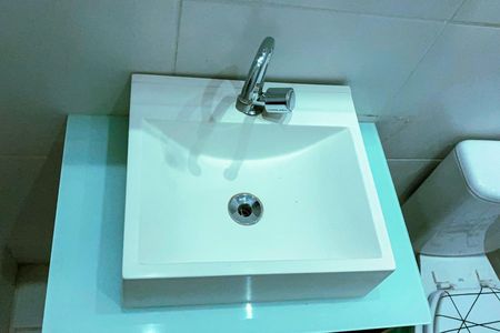 Apartamento para alugar com 32m², 2 quartos e sem vaga Apartamento para alugar com 32m², 2 quartos e sem vagaBanheiro