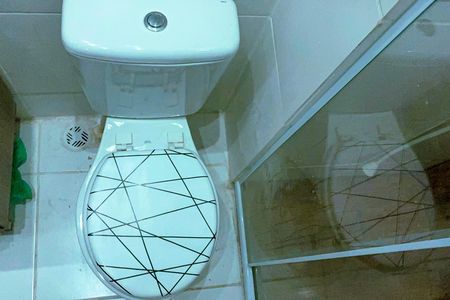 Banheiro de apartamento para alugar com 2 quartos, 32m² em Vila Suzana, São Paulo