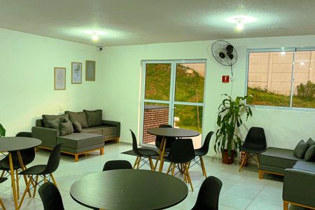 Apartamento para alugar com 32m², 2 quartos e sem vaga Apartamento para alugar com 32m², 2 quartos e sem vagaÁrea comum - Salão de festas
