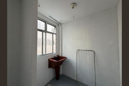 Apartamento para alugar com 48m², 2 quartos e 1 vaga Apartamento para alugar com 48m², 2 quartos e 1 vagaÁrea de serviço