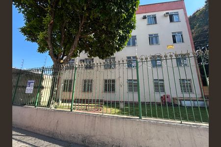 Apartamento para alugar com 65m², 3 quartos e 1 vagaFachada + placa