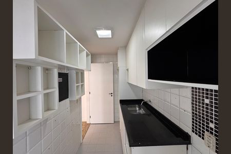 Apartamento para alugar com 74m², 2 quartos e 1 vaga Apartamento para alugar com 74m², 2 quartos e 1 vagaCozinha e Área de Serviço