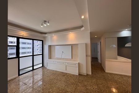 Apartamento para alugar com 74m², 2 quartos e 1 vaga Apartamento para alugar com 74m², 2 quartos e 1 vagaSala
