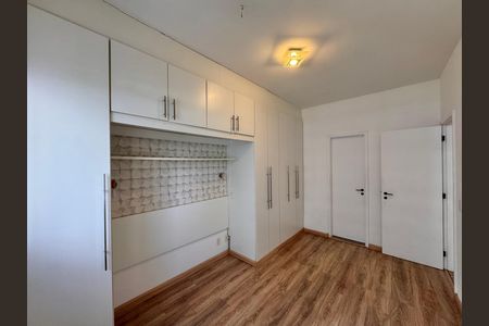 Apartamento para alugar com 74m², 2 quartos e 1 vaga Apartamento para alugar com 74m², 2 quartos e 1 vagaSuíte