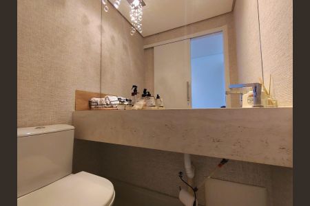 Banheiro de apartamento à venda com 4 quartos, 202m² em Alphaville Empresarial, Santana de Parnaíba