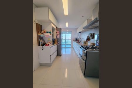 Cozinha de apartamento à venda com 4 quartos, 202m² em Alphaville Empresarial, Santana de Parnaíba