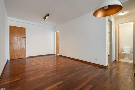 Apartamento para alugar com 67m², 2 quartos e 2 vagasSala