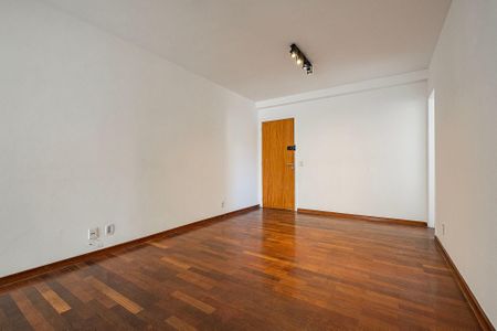 Apartamento para alugar com 67m², 2 quartos e 2 vagasSala