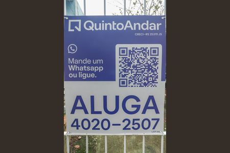 Fachada de casa para alugar com 1 quarto, 120m² em Cristo Redentor, Porto Alegre