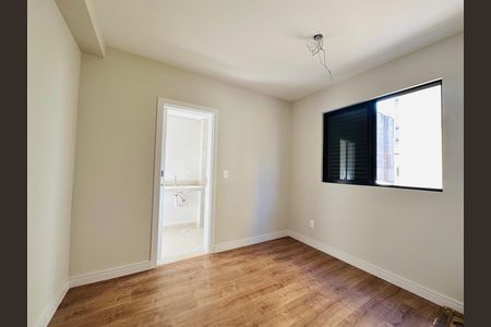 Apartamento à venda com 60m², 2 quartos e 2 vagas Apartamento à venda com 60m², 2 quartos e 2 vagasSuite 1