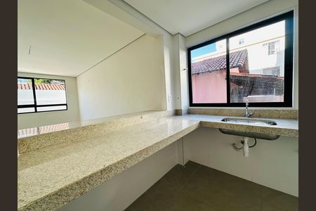 Apartamento à venda com 60m², 2 quartos e 2 vagas Apartamento à venda com 60m², 2 quartos e 2 vagasCozinha