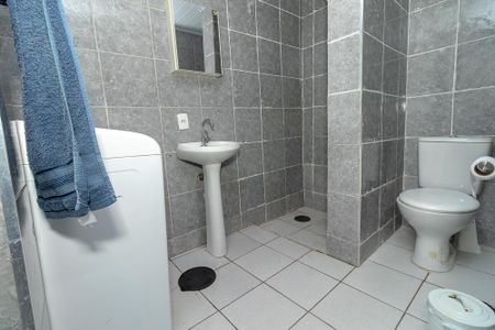 Apartamento à venda com 49m², 1 quarto e sem vaga Apartamento à venda com 49m², 1 quarto e sem vagaBanheiro