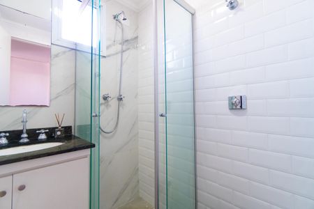 Banheiro de apartamento à venda com 2 quartos, 55m² em Vila Campestre, São Paulo