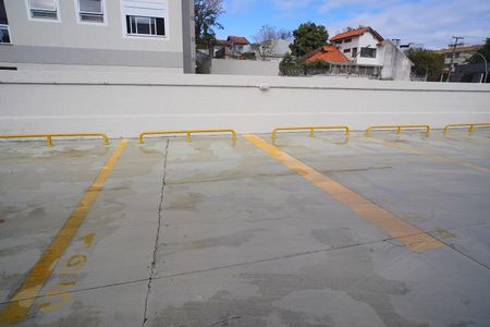 Garagem  de apartamento à venda com 2 quartos, 56m² em Camaquã, Porto Alegre