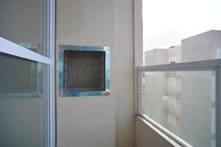 Varanda  de apartamento à venda com 2 quartos, 56m² em Camaquã, Porto Alegre