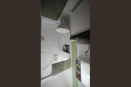 Apartamento à venda com 76m², 2 quartos e 1 vagaBanheiro Social