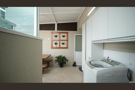 Apartamento à venda com 76m², 2 quartos e 1 vagaÁrea de Serviço