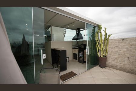Apartamento à venda com 76m², 2 quartos e 1 vagaCobertura