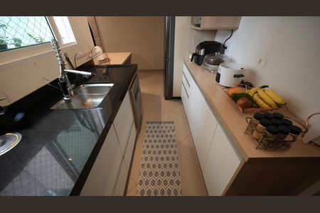 Apartamento à venda com 76m², 2 quartos e 1 vagaCozinha