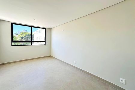 Apartamento à venda com 2 quartos, 60m² em Anchieta, Belo Horizonte