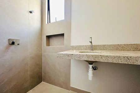Banheiro da Suíte 2 de apartamento à venda com 2 quartos, 60m² em Anchieta, Belo Horizonte