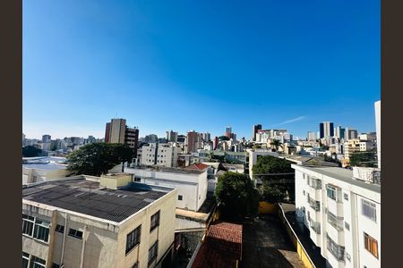 Vista  Cobertura de apartamento à venda com 3 quartos, 124m² em Anchieta, Belo Horizonte