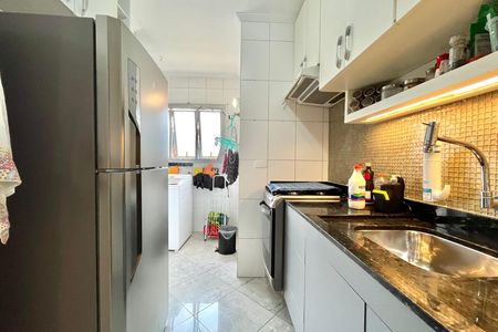 Cozinha de apartamento à venda com 2 quartos, 64m² em Jardim da Saúde, São Paulo