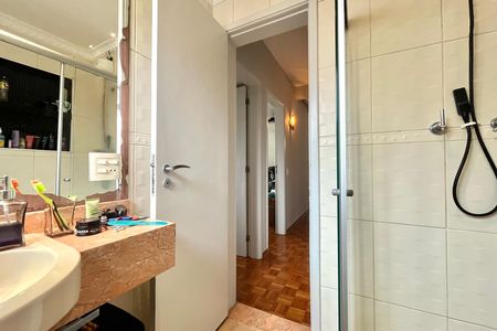 Banheiro de apartamento à venda com 2 quartos, 64m² em Jardim da Saúde, São Paulo