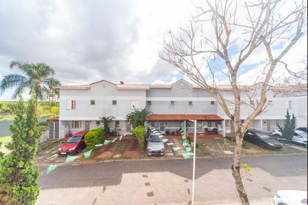 Casa de condomínio para alugar com 94m², 3 quartos e 2 vagas Casa de condomínio para alugar com 94m², 3 quartos e 2 vagasVista do Quarto 1