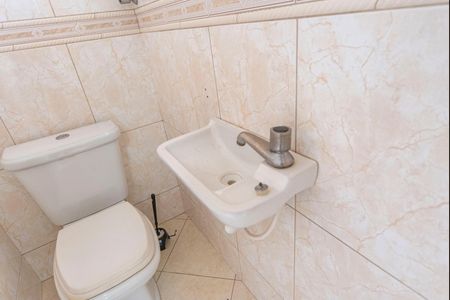 Casa de condomínio para alugar com 94m², 3 quartos e 2 vagas Casa de condomínio para alugar com 94m², 3 quartos e 2 vagasLavabo