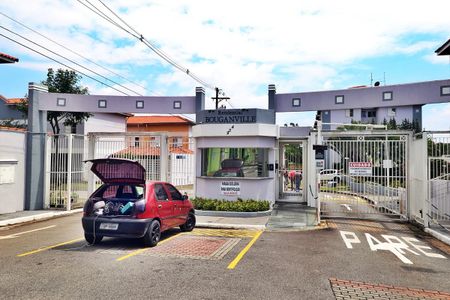 Casa de condomínio para alugar com 94m², 3 quartos e 2 vagasFachada e portaria
