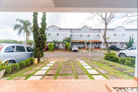 Casa de condomínio para alugar com 94m², 3 quartos e 2 vagas Casa de condomínio para alugar com 94m², 3 quartos e 2 vagasVaranda frente
