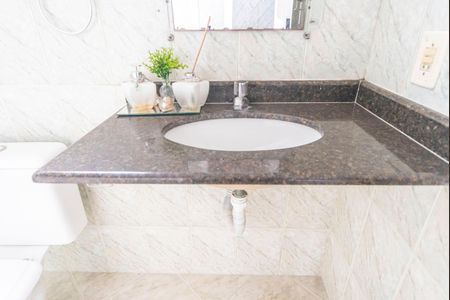 Casa de condomínio para alugar com 94m², 3 quartos e 2 vagas Casa de condomínio para alugar com 94m², 3 quartos e 2 vagasBanheiro Social