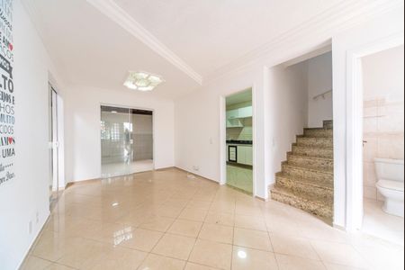 Sala de casa de condomínio para alugar com 3 quartos, 94m² em Vila Metalúrgica, Santo André