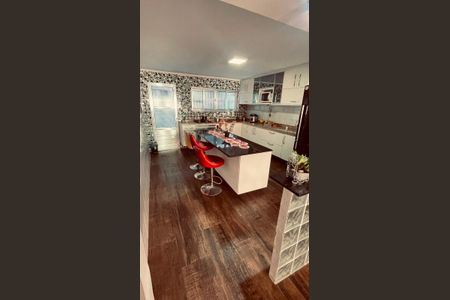 Cozinha de casa à venda com 2 quartos, 80m² em Alto do Pari, São Paulo
