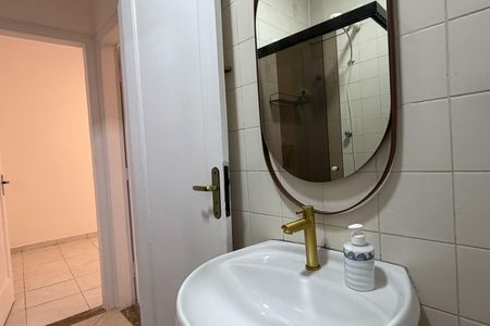 Banheiro de apartamento para alugar com 2 quartos, 80m² em Boqueirão, Santos