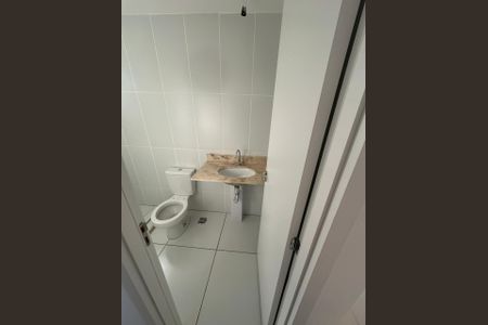 Apartamento para alugar com 76m², 3 quartos e 2 vagas Apartamento para alugar com 76m², 3 quartos e 2 vagasBanheiro