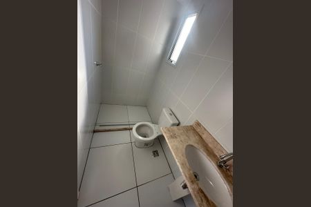 Apartamento para alugar com 76m², 3 quartos e 2 vagas Apartamento para alugar com 76m², 3 quartos e 2 vagasBanheiro