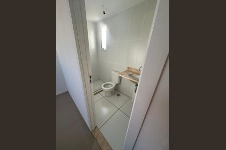 Apartamento para alugar com 76m², 3 quartos e 2 vagas Apartamento para alugar com 76m², 3 quartos e 2 vagasBanheiro