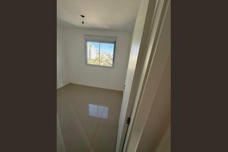 Apartamento para alugar com 76m², 3 quartos e 2 vagas Apartamento para alugar com 76m², 3 quartos e 2 vagasQuarto