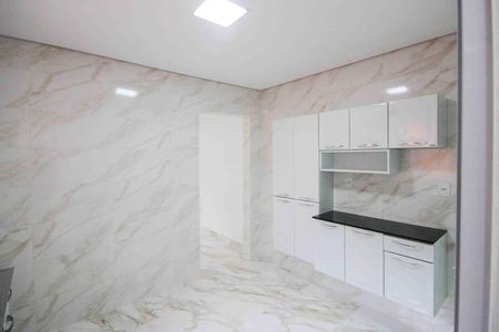 Casa para alugar com 50m², 1 quarto e sem vaga