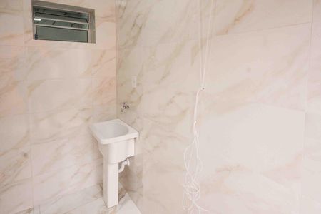 Casa para alugar com 50m², 1 quarto e sem vaga