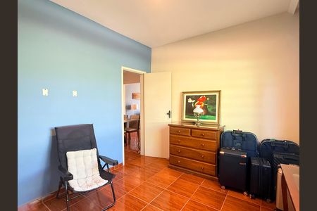 Casa à venda com 300m², 3 quartos e 3 vagas Casa à venda com 300m², 3 quartos e 3 vagasQuarto 2