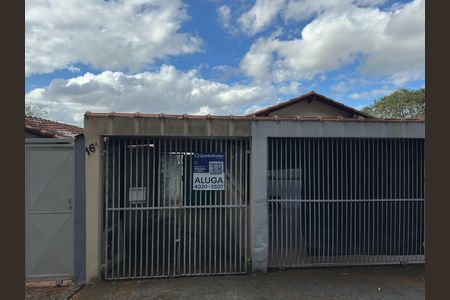 Casa para alugar com 100m², 2 quartos e 1 vaga Casa para alugar com 100m², 2 quartos e 1 vagaFachada