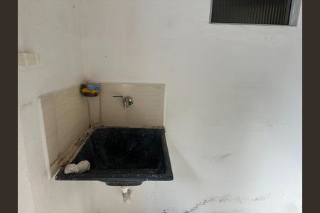 Área de Serviço de casa para alugar com 2 quartos, 100m² em Jardim Satélite, São José dos Campos